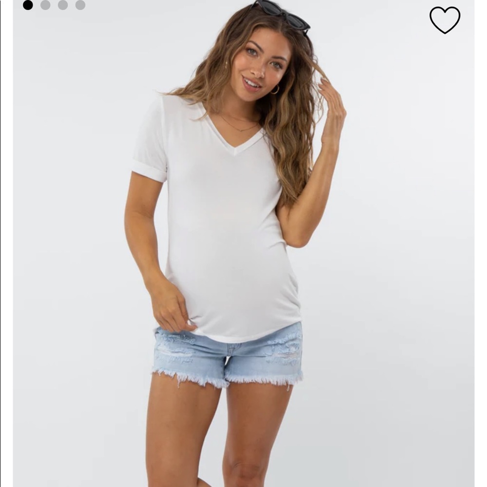 NWOT PinkBlush maternity distressed Jean shorts